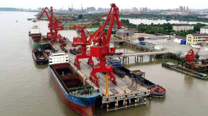 都匀概述露天料场港口封闭问题的实行方法